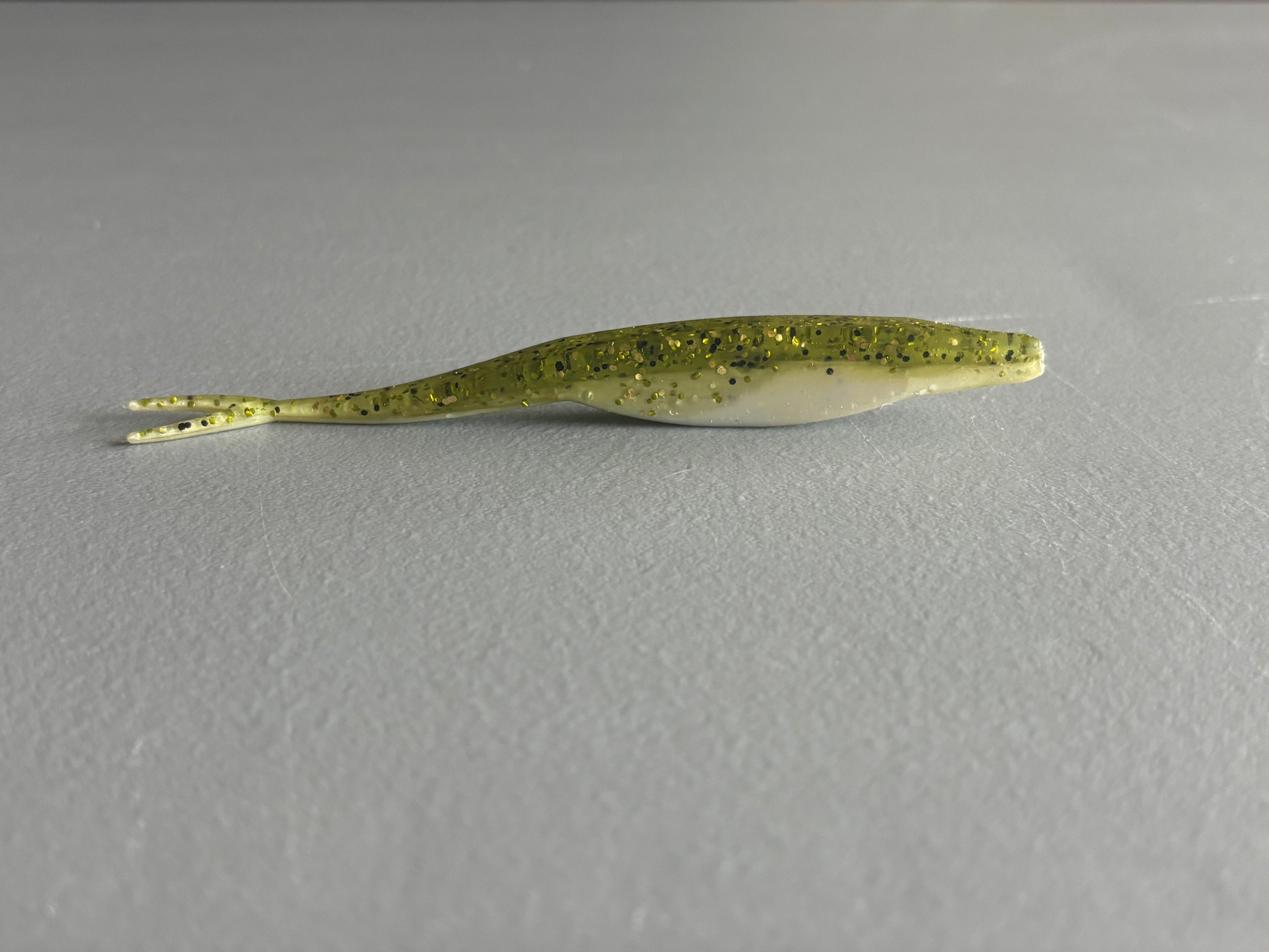 Fluke 5-1/2”- Baby Bass 10 per pack- coffee scent