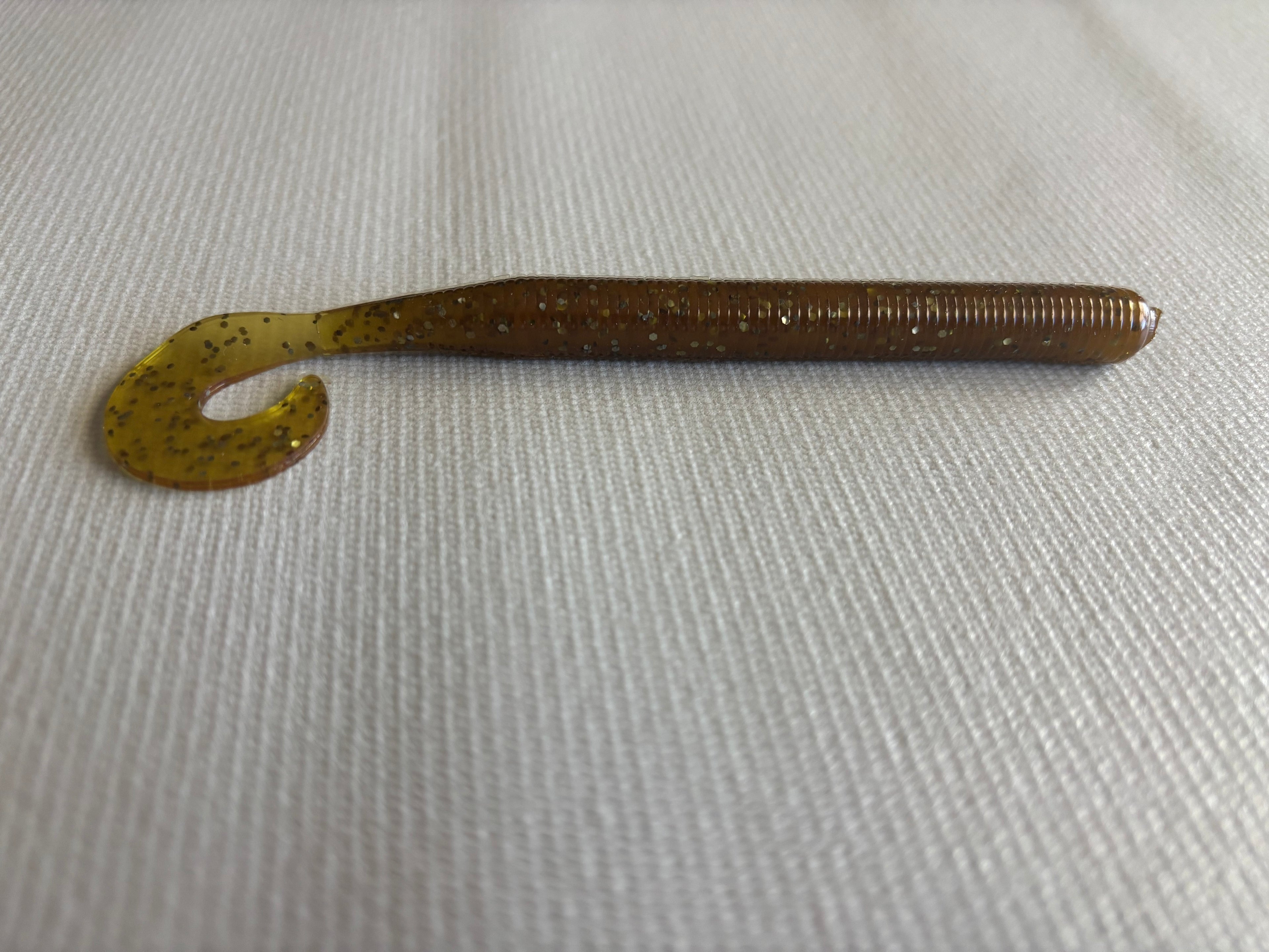 Dragster 5.25” Mud Magic 12 per pack COFFEE scent