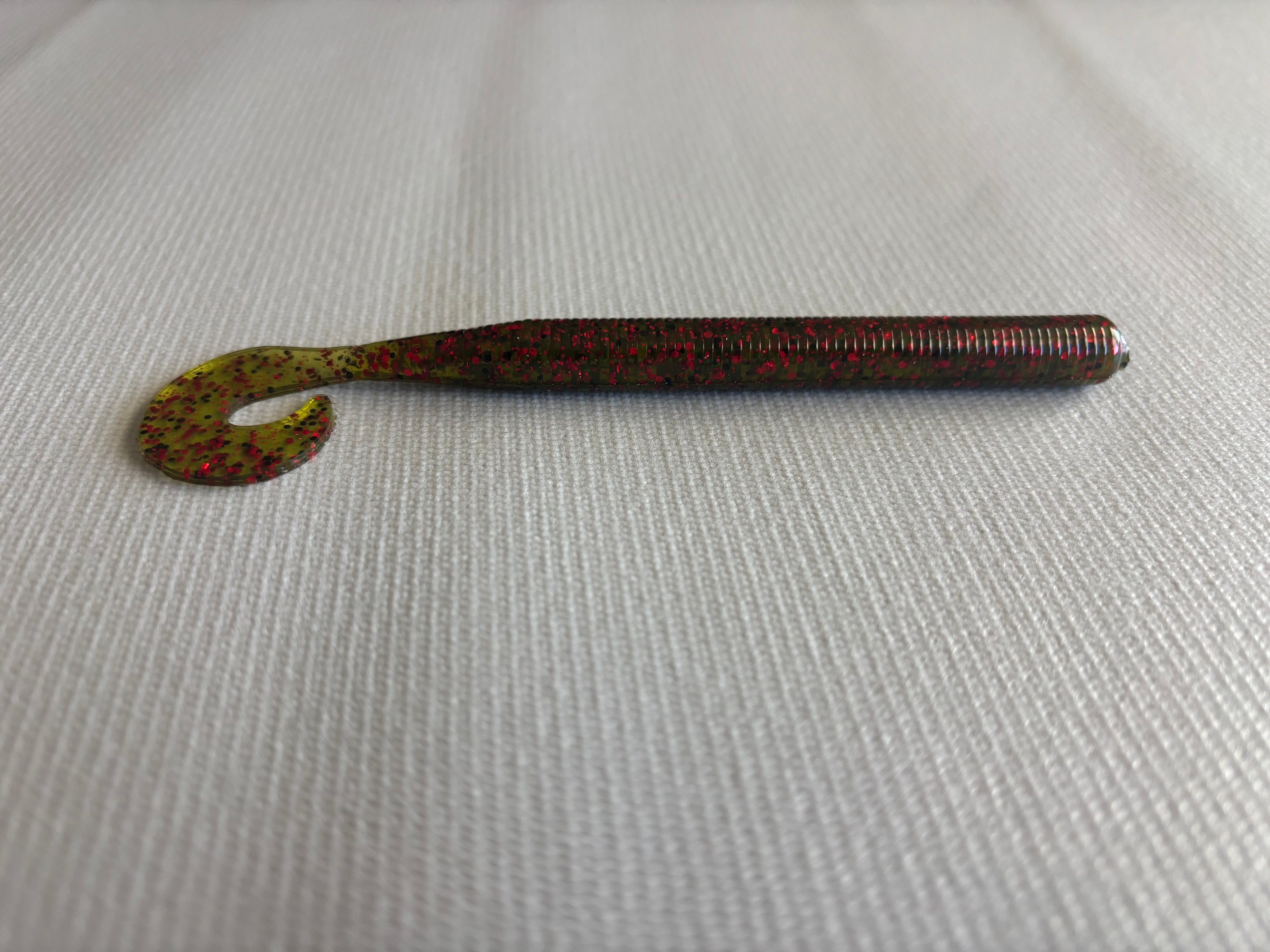 Dragster 5.25” Watermelon Red 12 per pack GARLIC scent